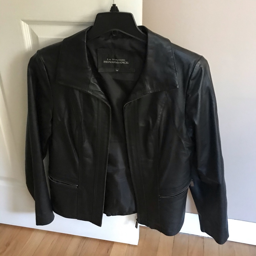 Women’s size medium leather jacket never worn